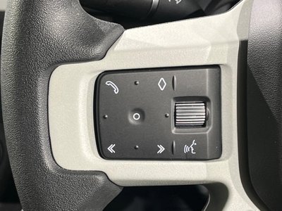 2023 LAND Rover DEFENDER thumbnail 32