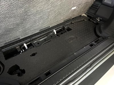 2023 LAND Rover DEFENDER thumbnail 49