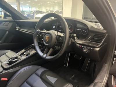PORSCHE 911 - 6