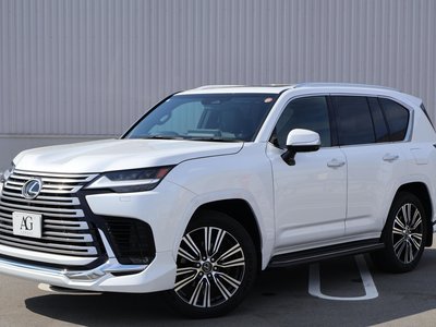 صورة 10 لـ 2025 Lexus LX