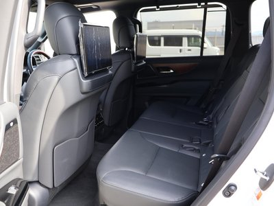 2025 Lexus LX thumbnail 48