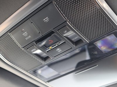 2025 Lexus LX thumbnail 60