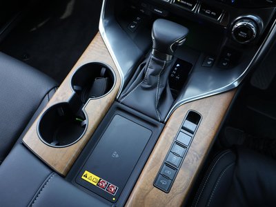 2025 Lexus LX thumbnail 74