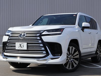 صورة 9 لـ 2025 Lexus LX