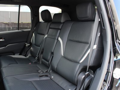 صورة مصغرة 25 لـ 2023 Toyota LAND CRUISER 300