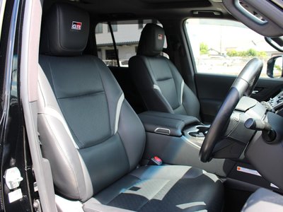 صورة مصغرة 19 لـ 2023 Toyota LAND CRUISER 300