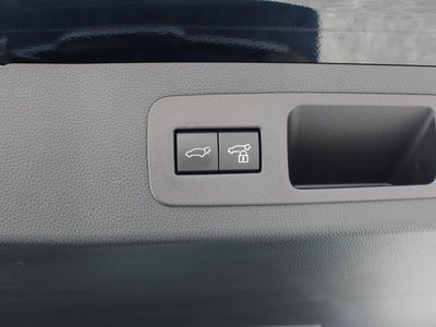 صورة مصغرة 27 لـ 2023 Toyota LAND CRUISER 300
