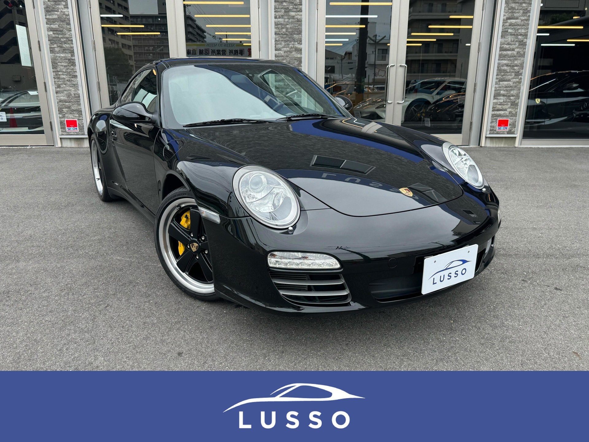 PORSCHE 911 - View 1