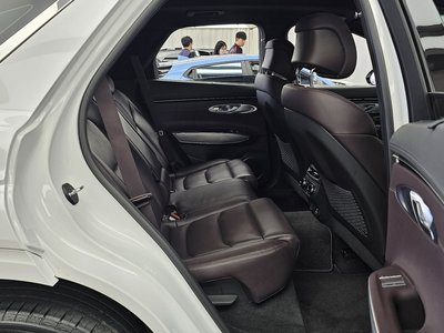صورة مصغرة 12 لـ 2021 Genesis GV70