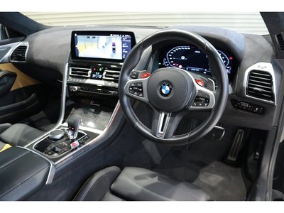 صورة 3 لـ 2023 BMW M8