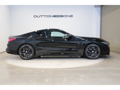 صورة 7 لـ 2023 BMW M8