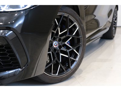 صورة 4 لـ 2023 BMW M8