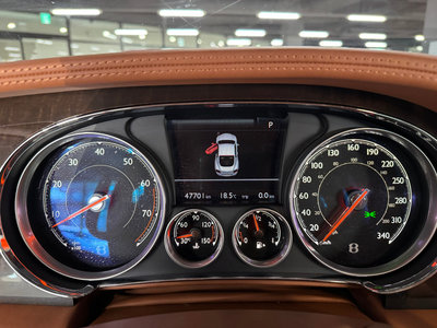 BENTLEY CONTINENTAL GT - 6