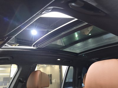 2025 BMW X7 — миниатюра 25