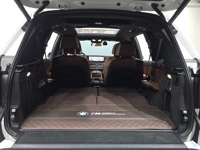2025 BMW X7 — миниатюра 26