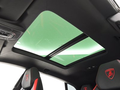 2024 Lamborghini URUS thumbnail 20