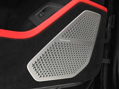 2024 Lamborghini URUS thumbnail 13