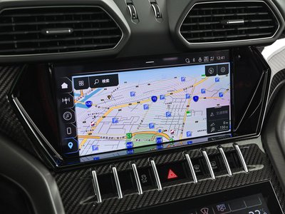 2024 Lamborghini URUS thumbnail 33