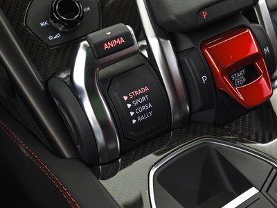 2024 Lamborghini URUS thumbnail 27