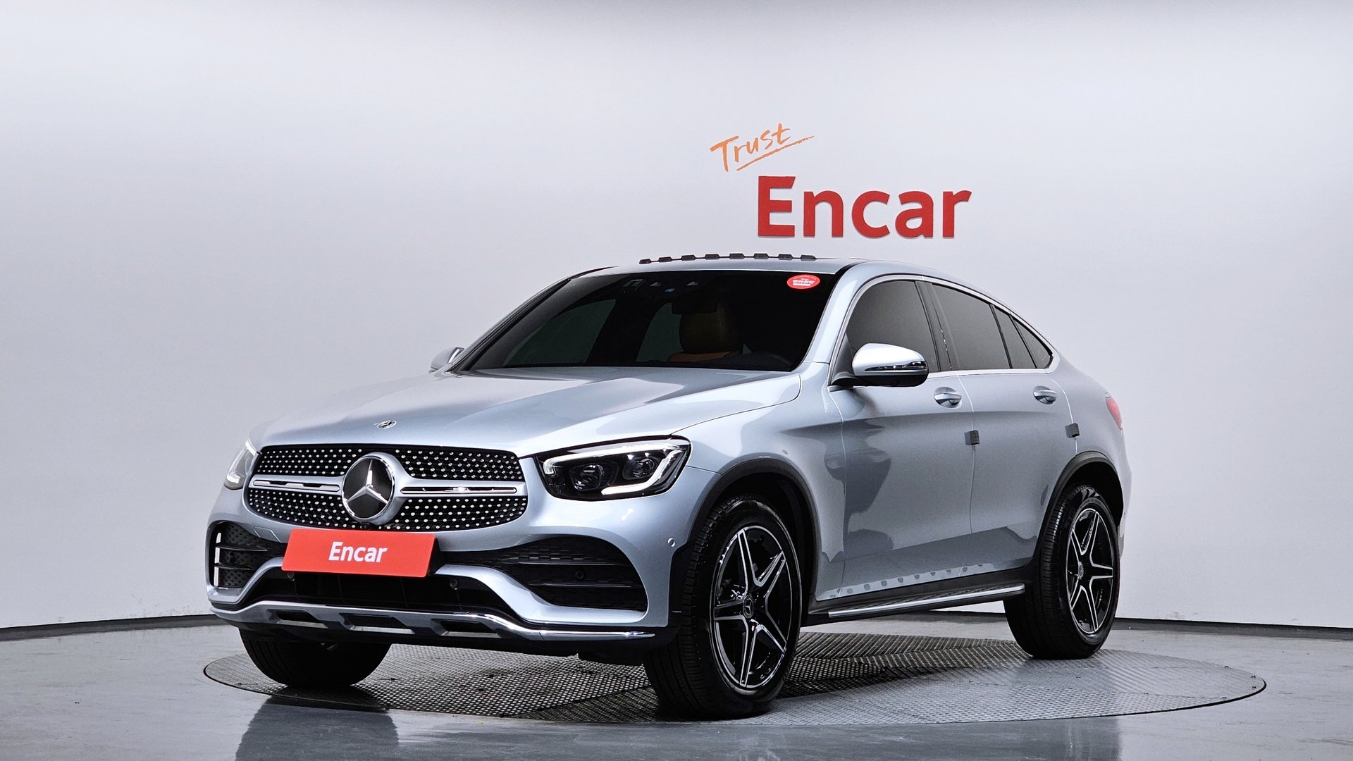 MERCEDES-BENZ GLC - View 1