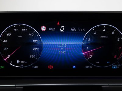 2025 Mercedes-BENZ GLS photo 8