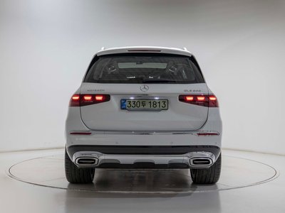 2025 Mercedes-BENZ GLS photo 3