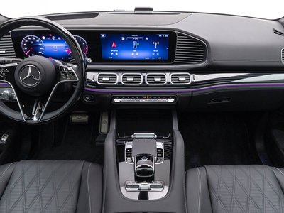 2025 Mercedes-BENZ GLS photo 5