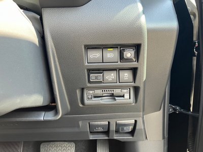صورة مصغرة 13 لـ 2023 Toyota LAND CRUISER 300