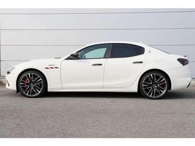 صورة 4 لـ 2022 Maserati GHIBLI