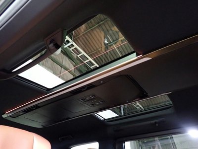 2025 Toyota VELLFIRE — миниатюра 30