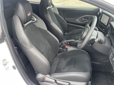 صورة مصغرة 17 لـ 2025 Toyota GR YARIS