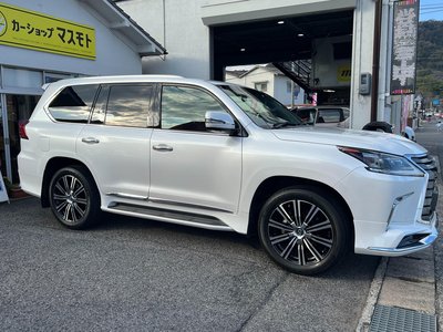 LEXUS LX - 2