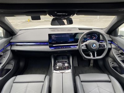BMW 5 SERIES - 5