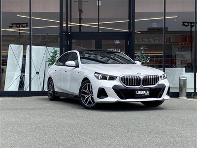 BMW 5 SERIES - 2