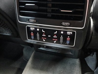 صورة مصغرة 19 لـ 2021 AUDI Q8