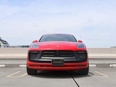PORSCHE MACAN - 4