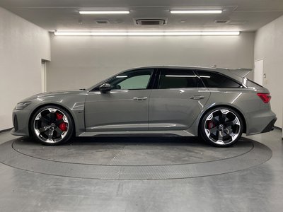 AUDI RS6 AVANT - 10
