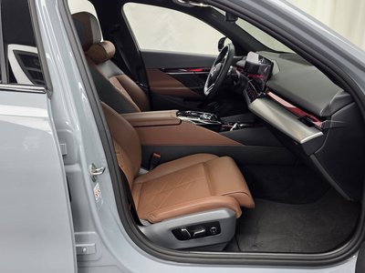 2024 BMW 5 SERIES 缩略图 11