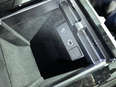 2023 LAND Rover RANGE ROVER EVOQUE — миниатюра 168