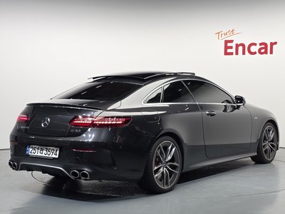 MERCEDES-BENZ E-CLASS - 4