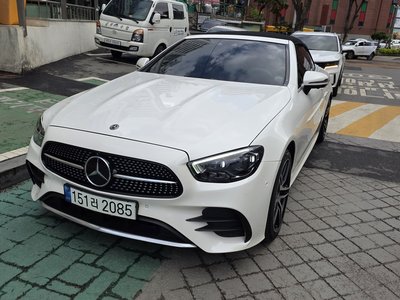 MERCEDES-BENZ E-CLASS - 1