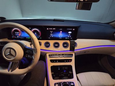 MERCEDES-BENZ E-CLASS - 9