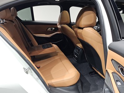 2025 BMW 3 SERIES 缩略图 16