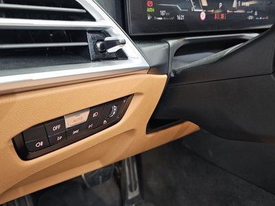 2025 BMW 3 SERIES 缩略图 28