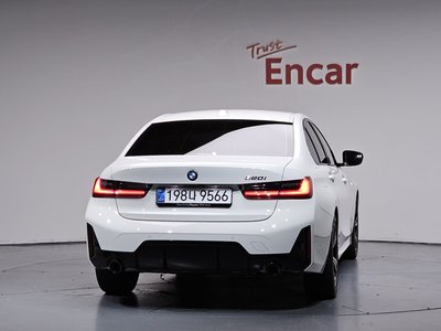 صورة 4 لـ 2025 BMW 3 SERIES