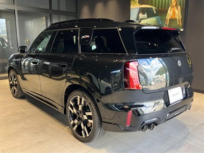 MINI MINI COUNTRYMAN - 10