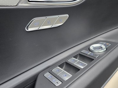 2023 Genesis GV80 — миниатюра 20