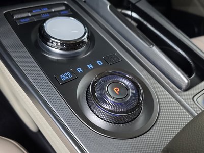 2023 Genesis GV80 photo 9