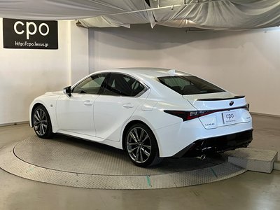 LEXUS IS - 8