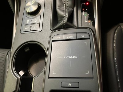2021 Lexus IS — фото 19